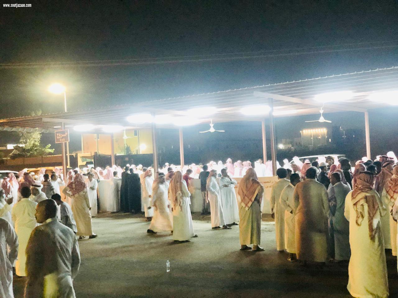 جموع غفيرة تشيع الجعفري أبو صدام لمثواه الأخير