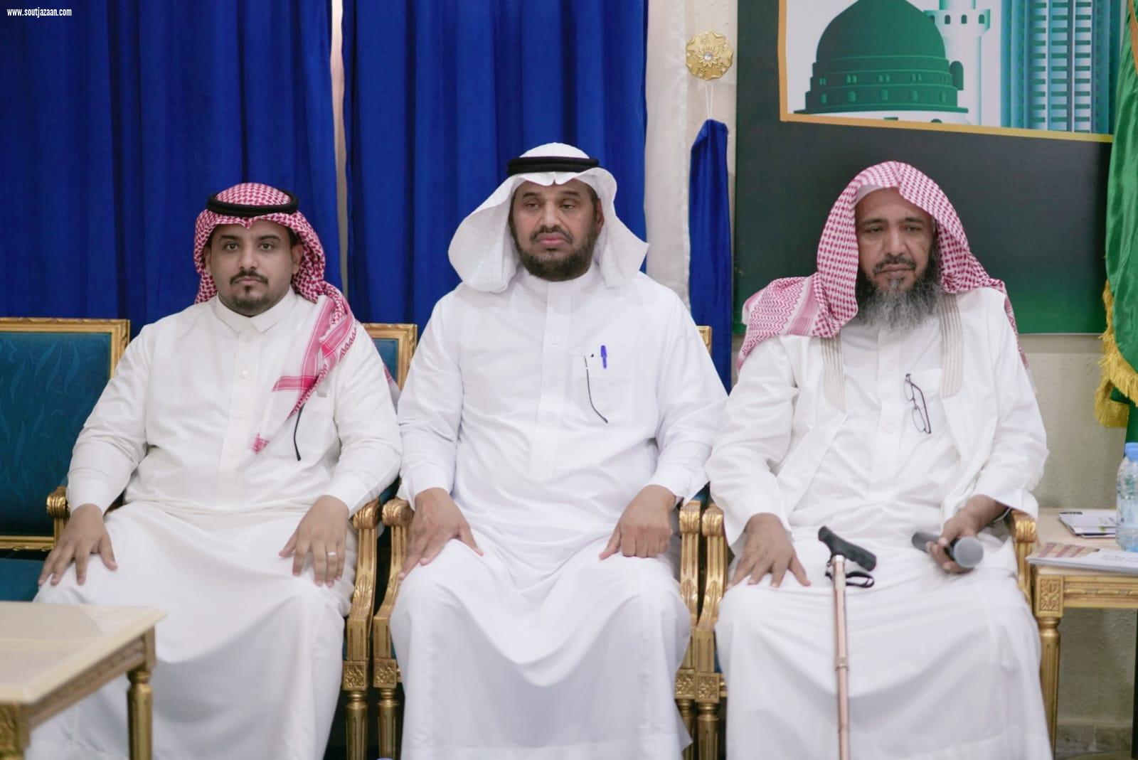 محافظ أحد المسارحة يدشن حملة وقف الوالدين لجمعية زائد