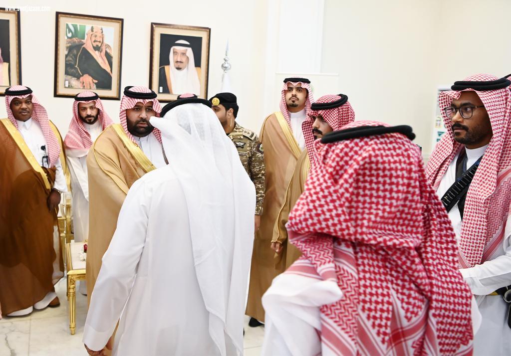 سمو نائب أمير منطقة جازان يستقبل المهنئين بعيد الفطر المبارك من منسوبي الإمارة