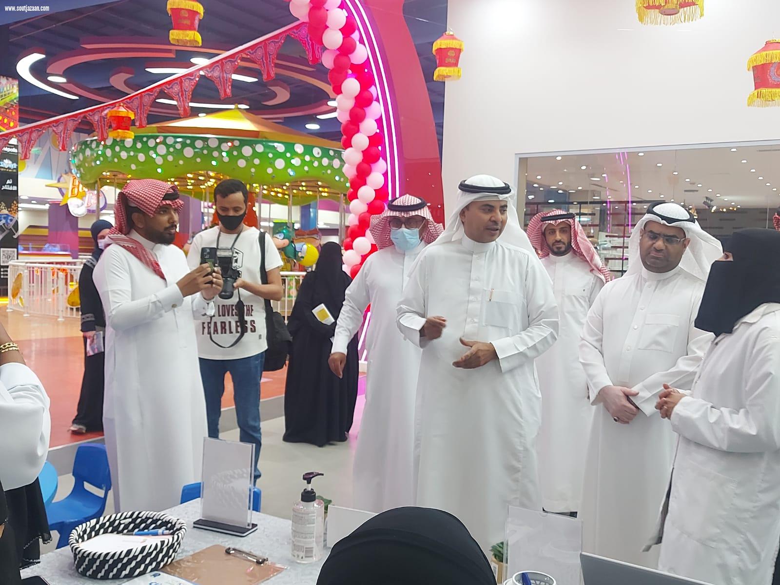 مديرعام فرع الموارد البشرية والتنمية الاجتماعية بجازان يدشن فعالية اليوم العالمي للتوحد تحت عنوان انا توحدي تقبل طبيعتي