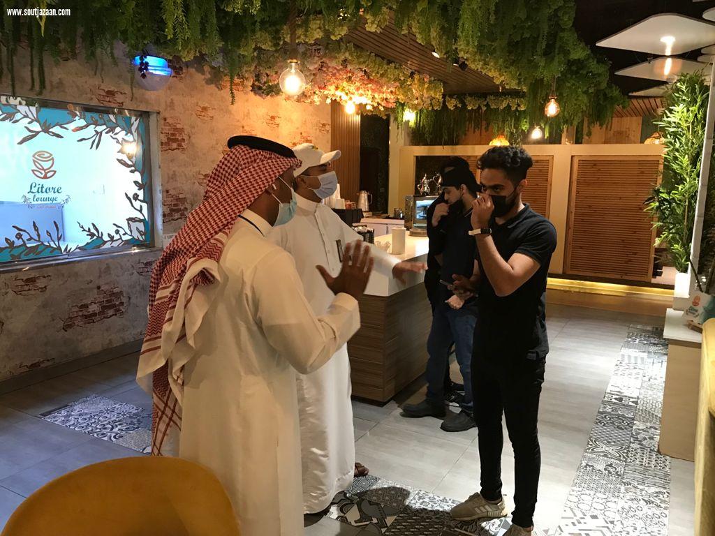 الموارد البشرية بجازان تنفذ جولات ميدانية للتأكد من تطبيق قرارات التوطين