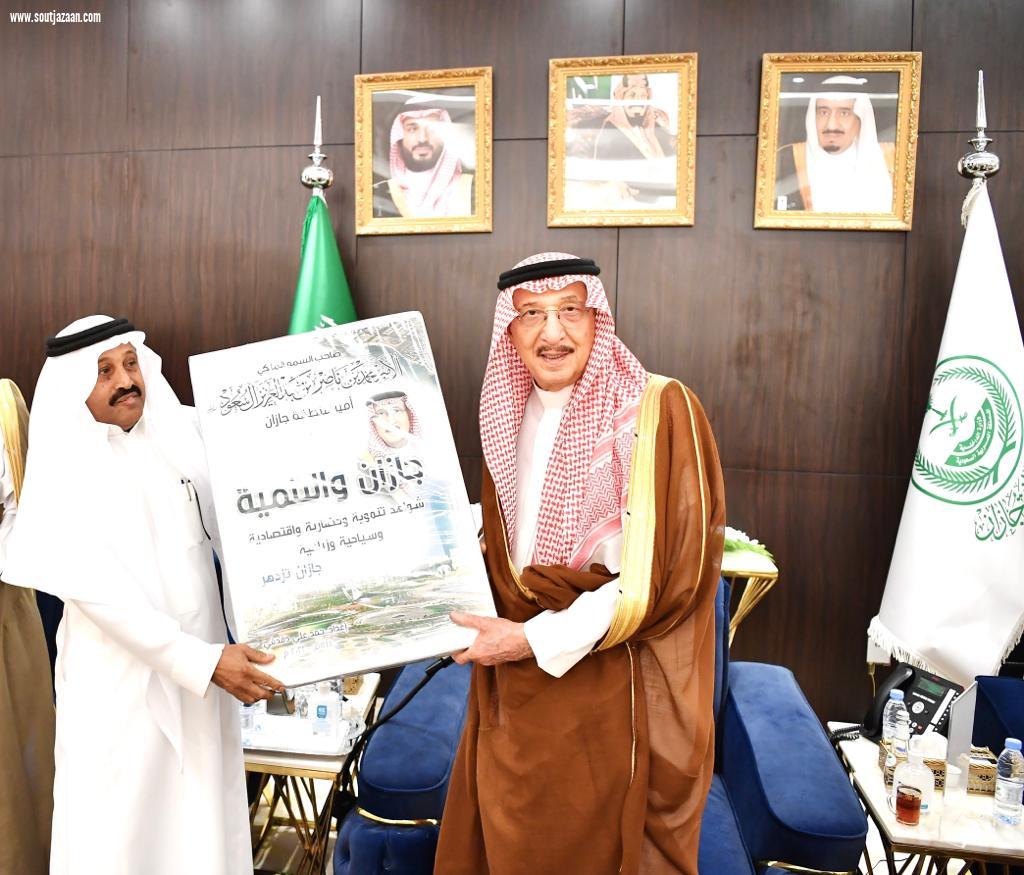 سمو أمير منطقة جازان يستقبل المهنئين بعيد الفطر