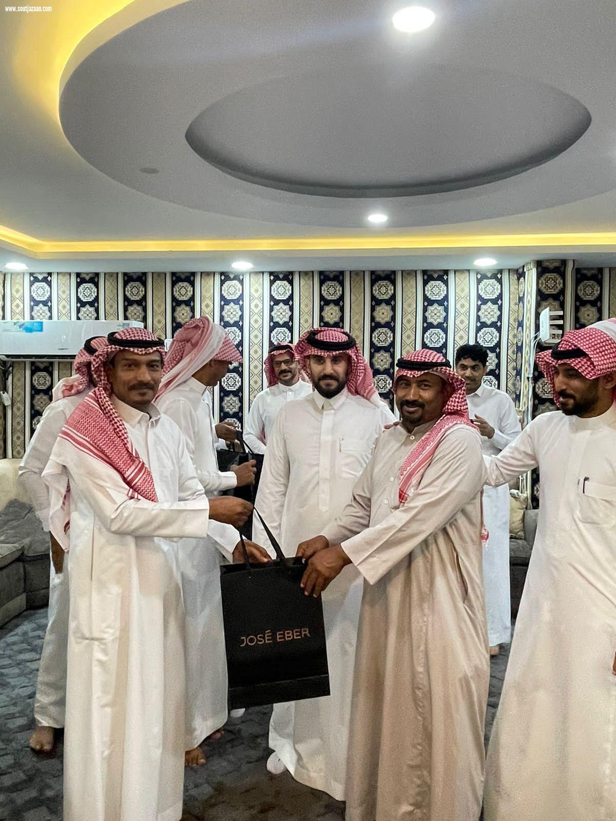 شعبة مرور محافظة بيش تودع رئيس الرقباء عبدالله بن صمان بمناسبة تقاعده