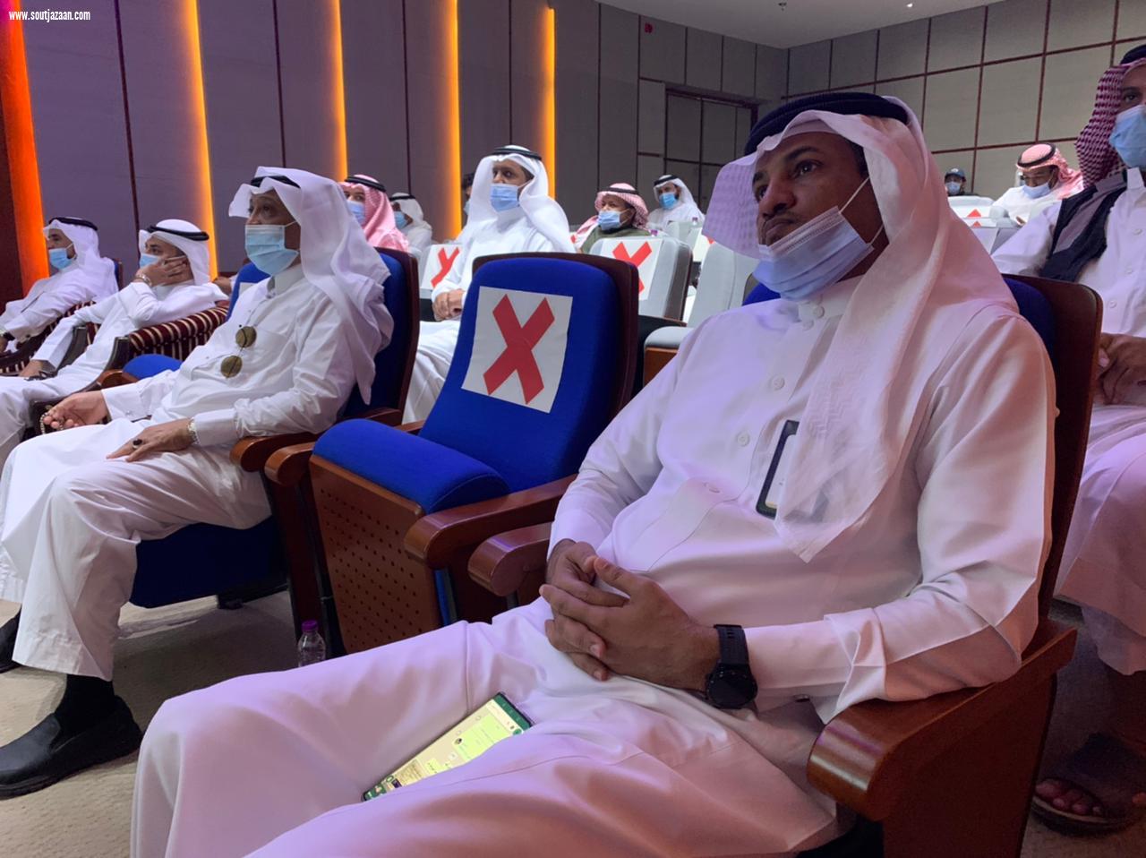 مدير عام فرع وزارة الموارد البشرية والتنمية الاجتماعية بجازان يدشن مبادرة الدعم المجتمعي لتوزيع الأجهزه الكهربائية