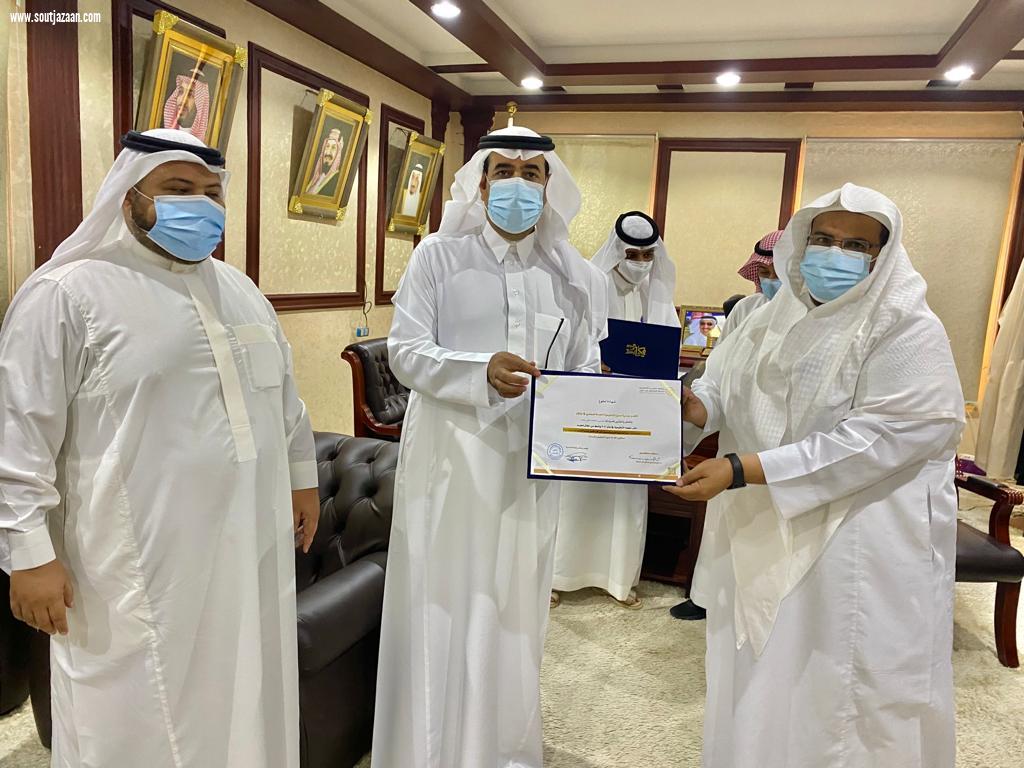 آل حفيظ : يشيد بدور جمعية معين التطوعية بمنطقة جازان  على شرف محافظ بيش جمعية معين التطوعية تكرم فريق الخير التطوعي بمحافظة بيش