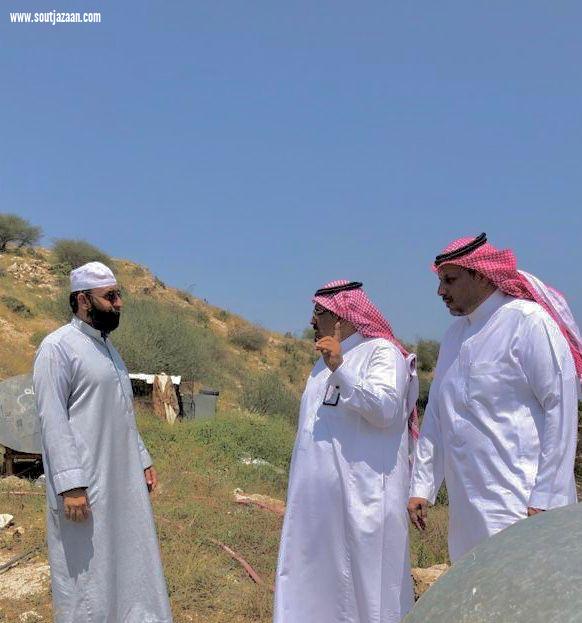 محافظ العارضة يتفقد الخدمات في جبل العبادل 
