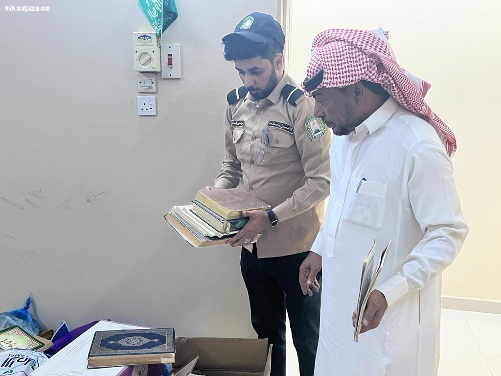 بمشاركة أكثر من   25  متطوع ومتطوعة | الشؤون الإسلامية بجازان تواصل تنفيذ مبادراتها التطوعية والنوعية لإجلال كتاب الله