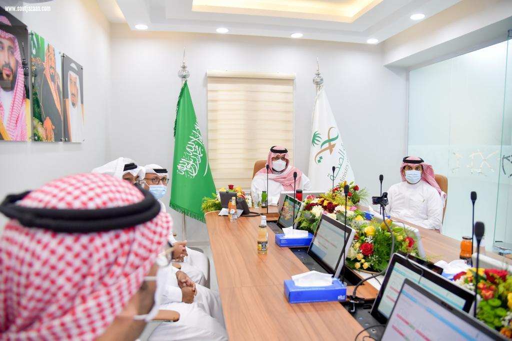 سمو نائب أمير جازان يدشن مركز الطب الاتصالي بالمنطقة