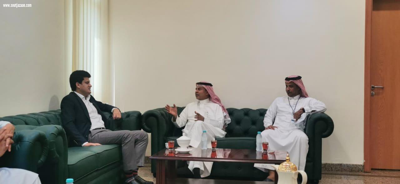 فرع وزارة الموارد البشرية والتنمية الاجتماعية بجازان يستقبل القنصل  الباكستاني