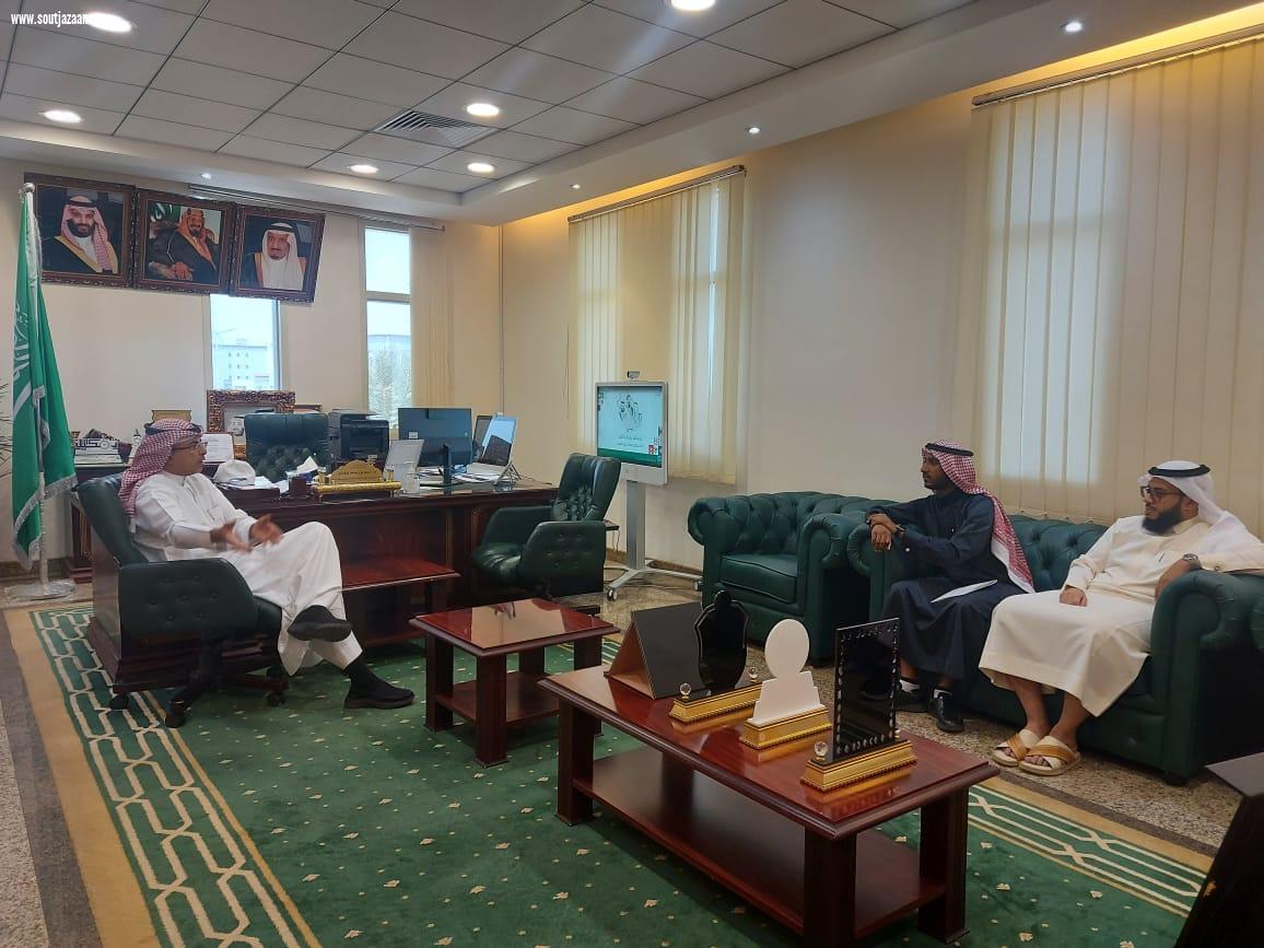مدير عام فرع وزارة الموارد البشرية والتنمية الاجتماعيةبجازان  يستقبل رئيس جمعية احسان لحفظ النعمة ويتسلم التقرير السنوي