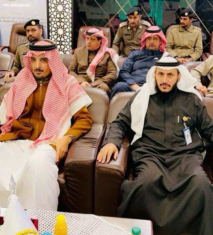 محافظ بلقرن بمنطقة عسير يزور هيئة الأمر بالمعروف، ويفعّل معرض ولاء