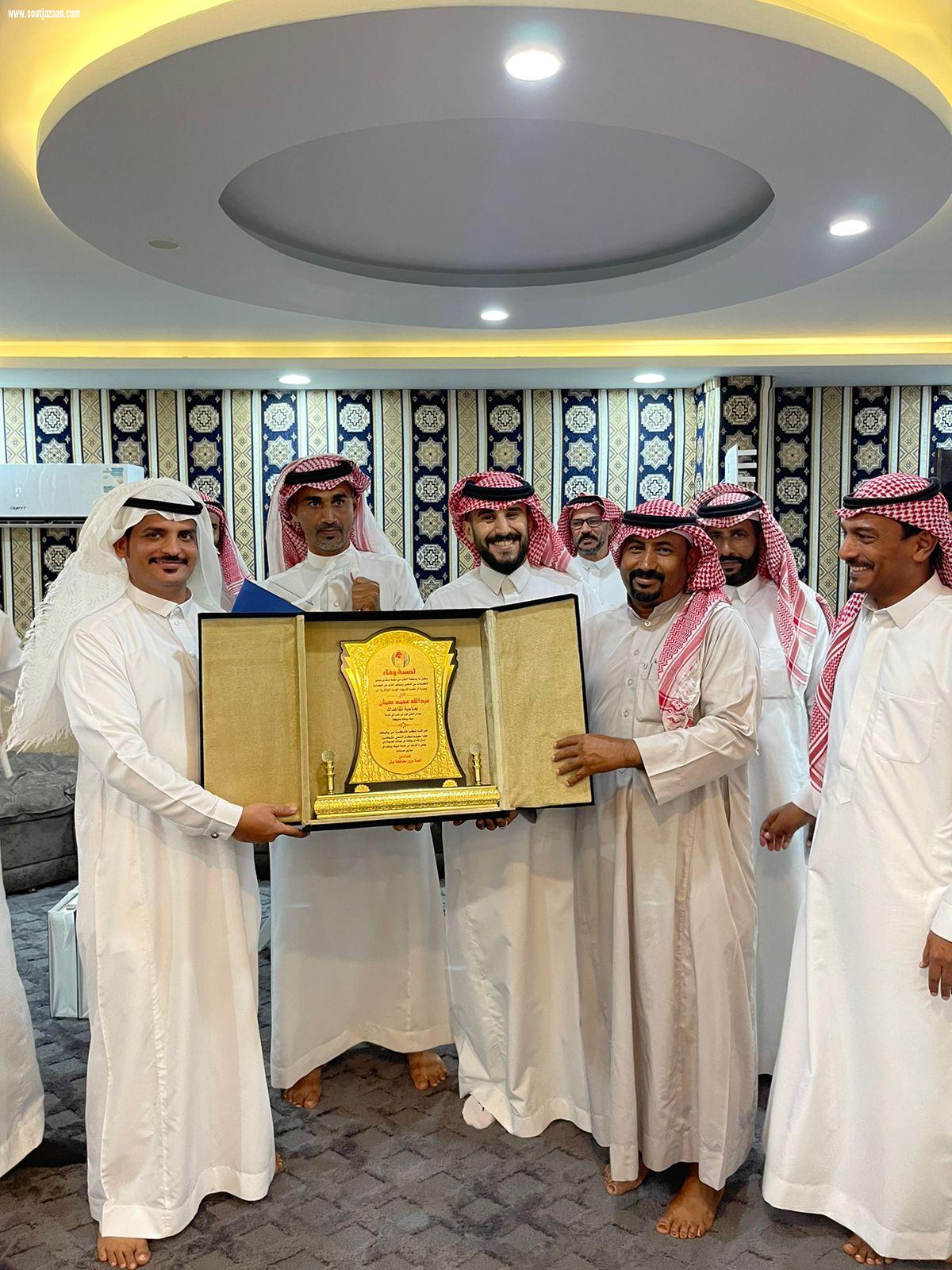 شعبة مرور محافظة بيش تودع رئيس الرقباء عبدالله بن صمان بمناسبة تقاعده