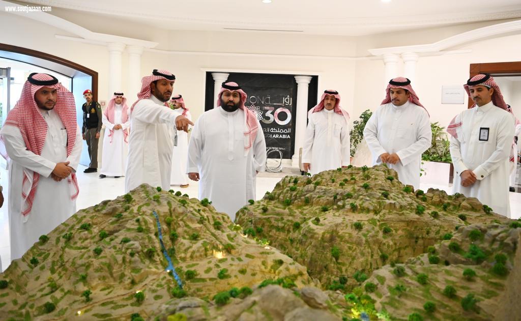 سمو نائب أمير جازان يطلع على دراسة تصميم وتطوير وادي لجب