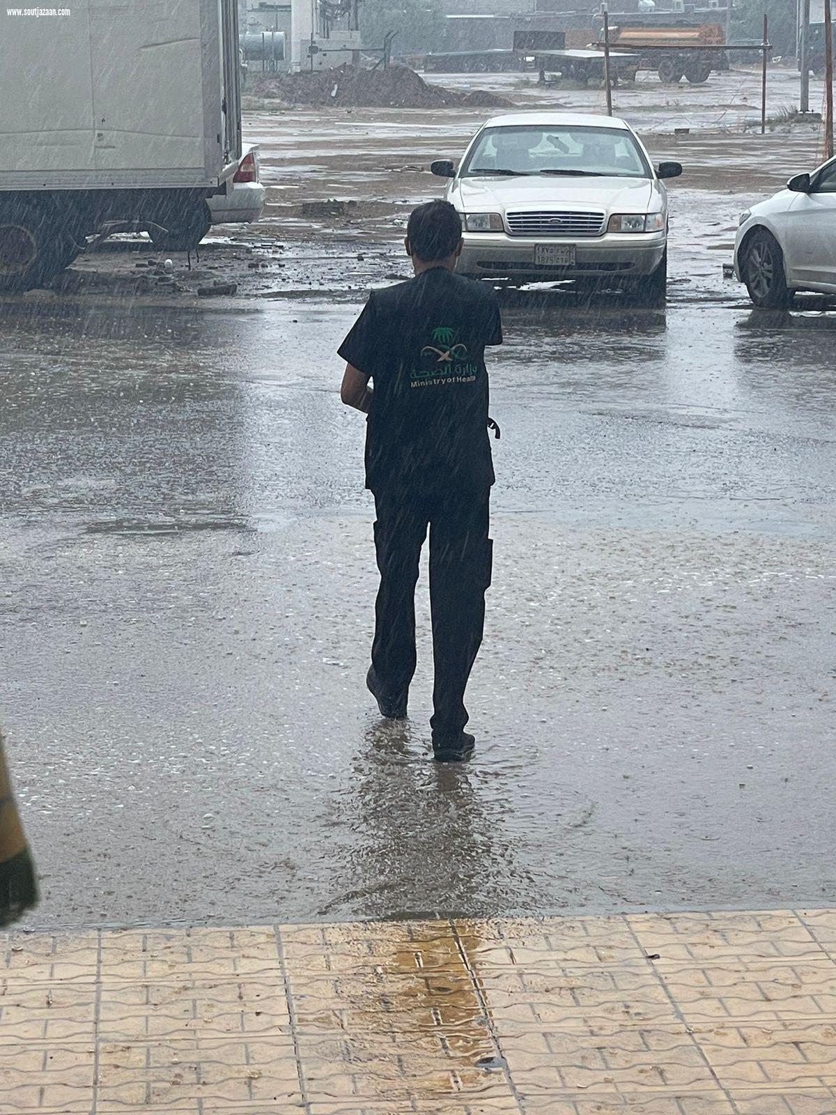 التوعية الصحية بمستشفى صامطة العام تنفذ جولات ميدانية على عدد من مساجد وجوامع المحافظة
