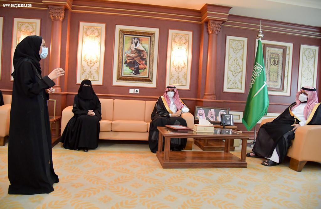 سمو نائب أمير جــازان يستقبل مديري تعليم جازان وصبيا والطلاب الفائزين في تحدي فيرست التقني للروبوت