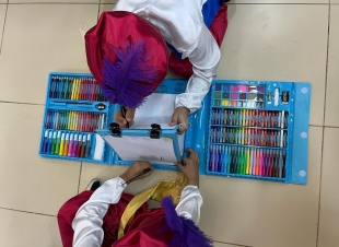 حضره ٤٩ معلمة وإدارية واستهدفت ٩٧ طالباً وطالبة | الشؤون الإسلامية في جازان تشارك في يوم الطفل العالمي بالشراكة مع التعليم