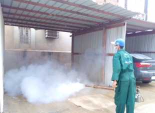 بلدية صبيا تُكافح (4645) بؤرة للبعوض بالمحافظة