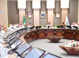 وكيل إمارة جازان المساعد للتنمية يرأس اجتماع اللجنة التنفيذية للسلامة المرورية بالمنطقة
