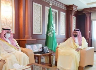 سمو نائب أمير جازان يستقبل طلاب جمعية تحفيظ القرآن بصبيا الفائزين في مسابقة الملك سلمان المحلية