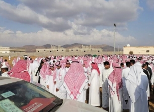 جموع غفيرة من محافظات منطقة جازان يشيعون المعلم  محمد مروحي ووالدته وأخته