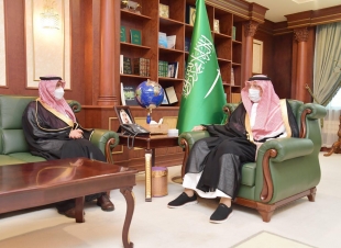 سمو أمير منطقة جازان يستقبل معالي رئيس هيئة تقويم التعليم
