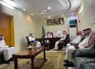محافظ الحرث يلتقي أعضاء المركز الاعلامي بالمحافظة 