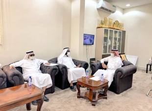 جرى استيضاح اللوائح واشتراطات الإقراض والبرامج المنفذة  |  محافظ صامطة يستقبل مدير صندوق التنمية الزراعية بمنطقة جازان