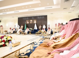سمو أمير منطقة جازان وسمو نائبه يستقبلان المهنئين بعيد الفطر المبارك