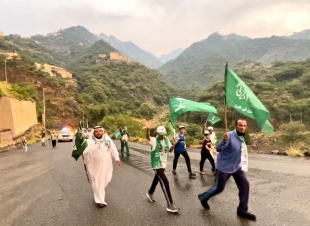 بالأهازيج والألوان الشعبية فيفاء تحتفي  بذكرى الوطن