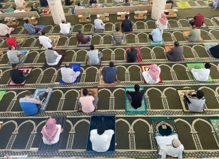 جولات ميدانية ينفذها مستشفى صامطة العام على عدد من المساجد